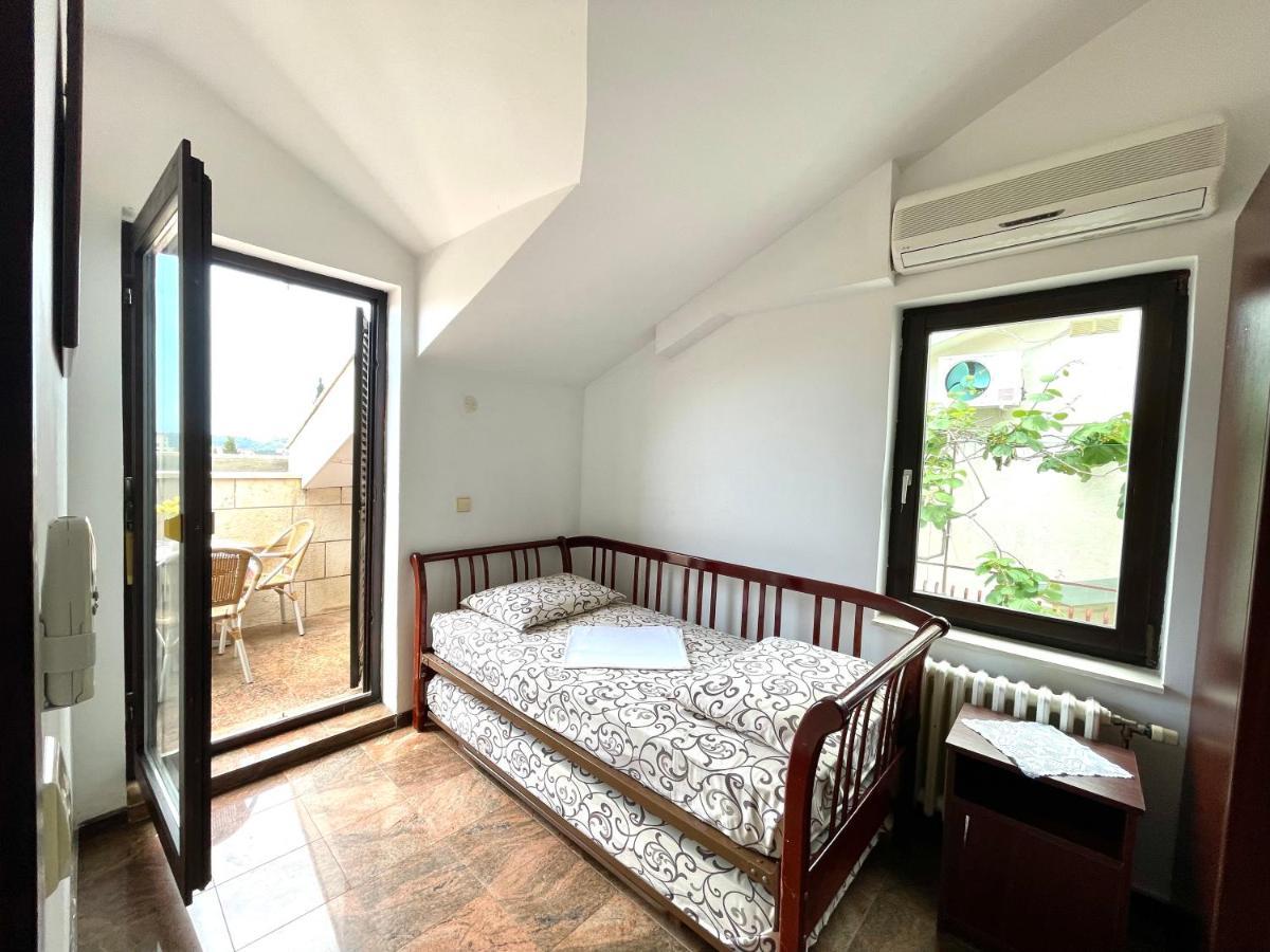 Apartments Villa Mirjana Budva Exterior photo