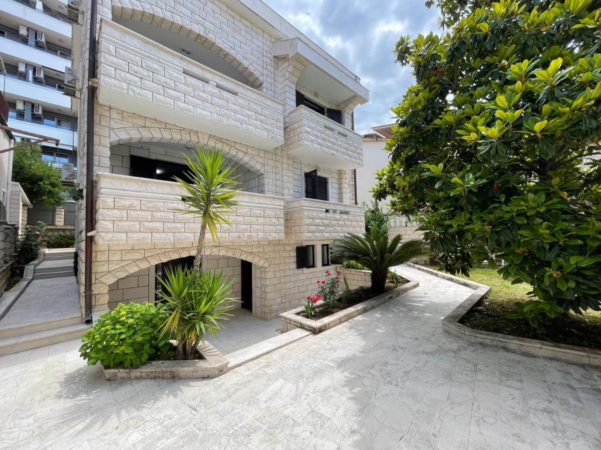 Apartments Villa Mirjana Budva Exterior photo