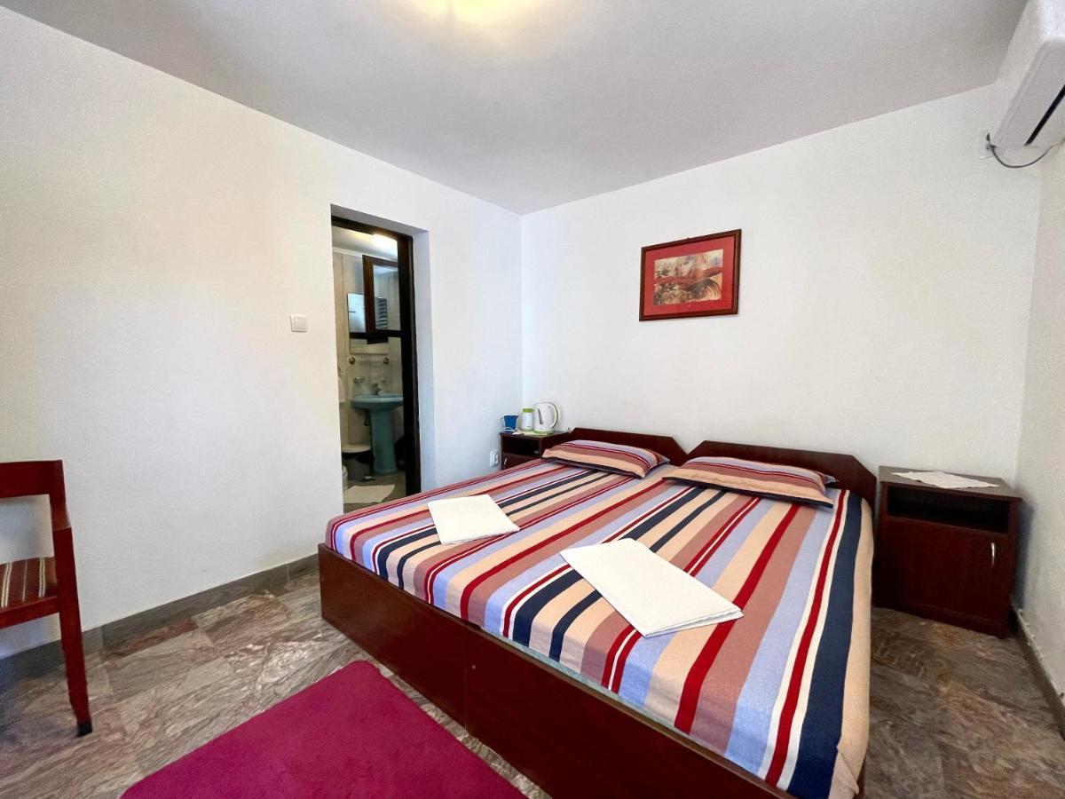 Apartments Villa Mirjana Budva Exterior photo