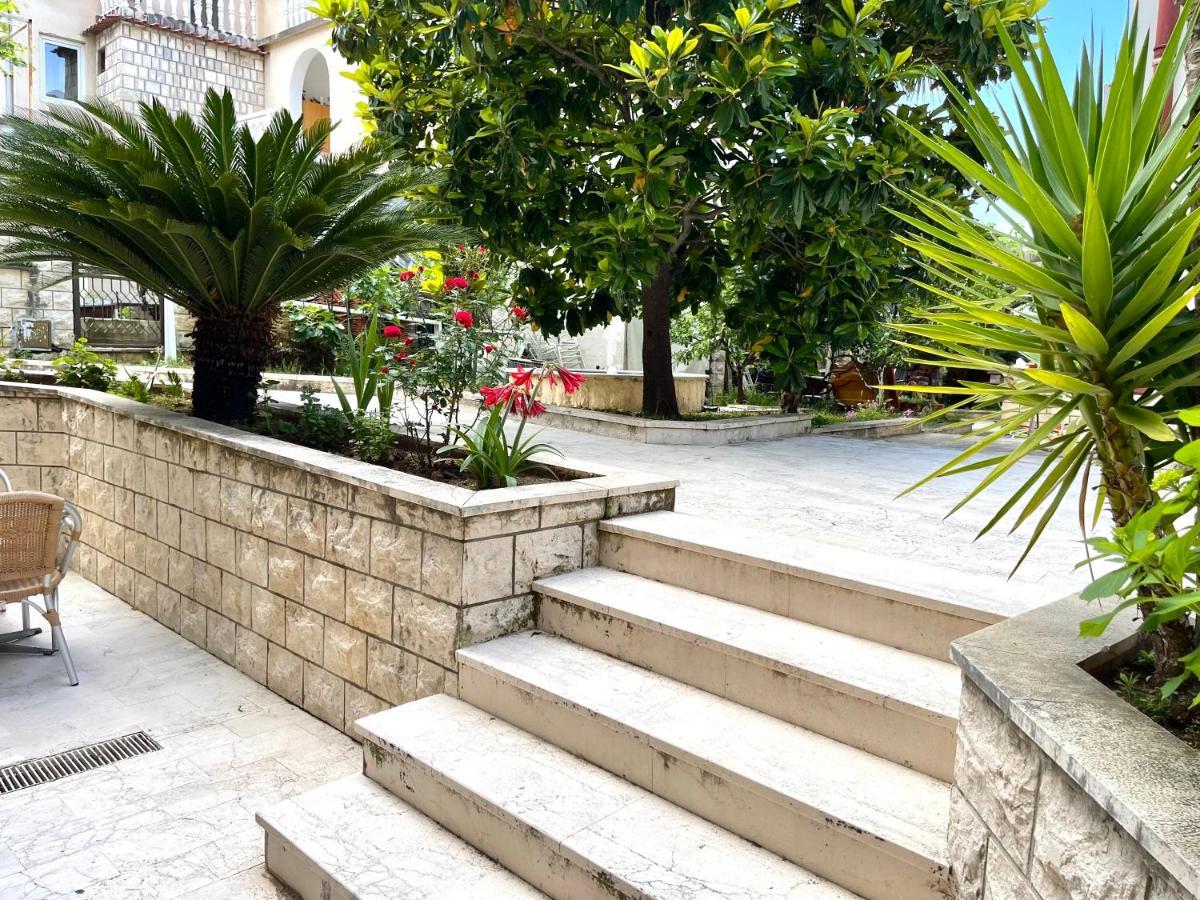 Apartments Villa Mirjana Budva Exterior photo