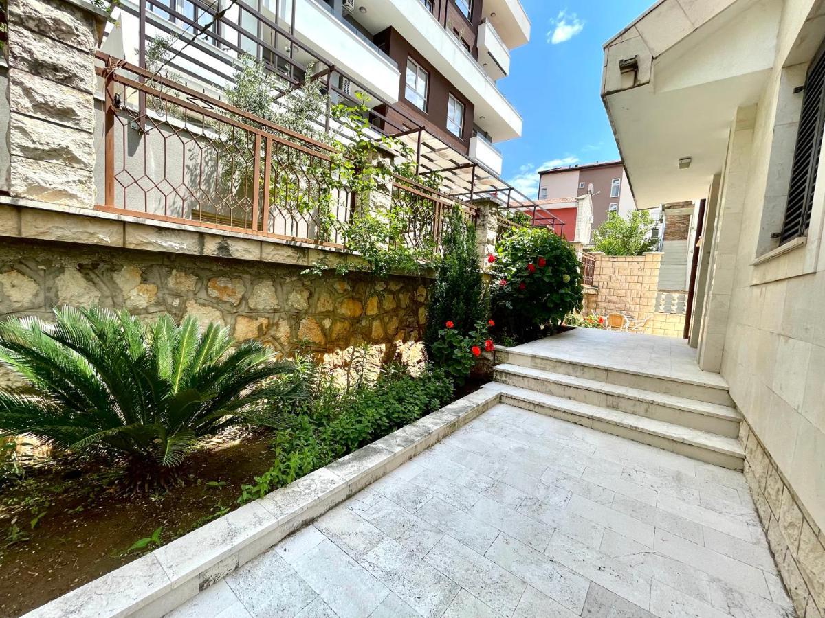 Apartments Villa Mirjana Budva Exterior photo