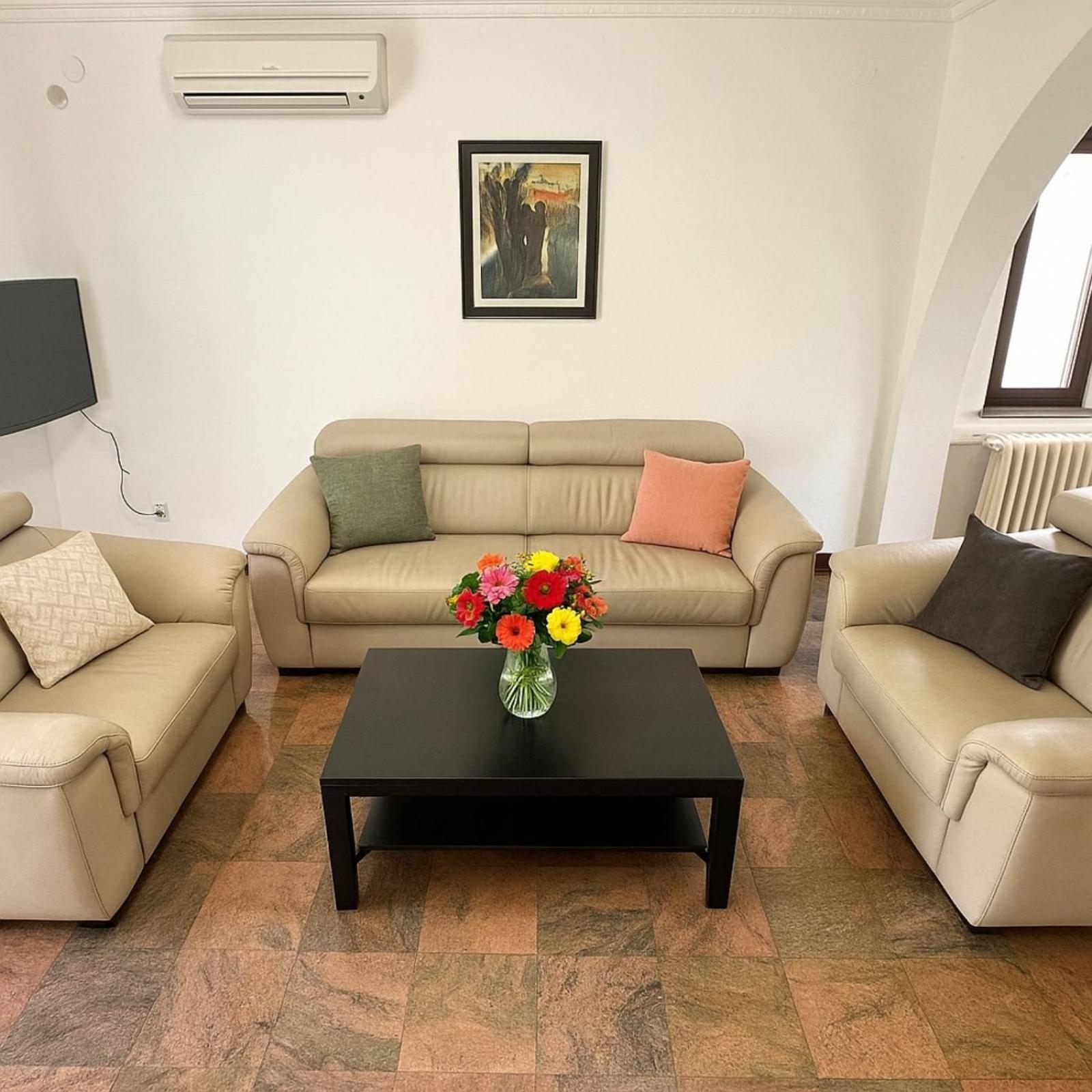 Apartments Villa Mirjana Budva Exterior photo